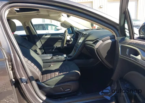 2019 Ford Fusion Se z USA, uszkodzony, nr VIN 3FA6P0HDXKR111547